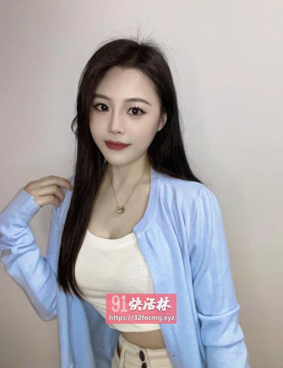 滨江气质性感美女
