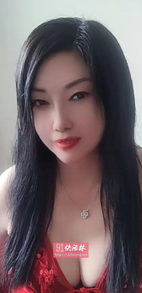 性感美女大屁屁身体好