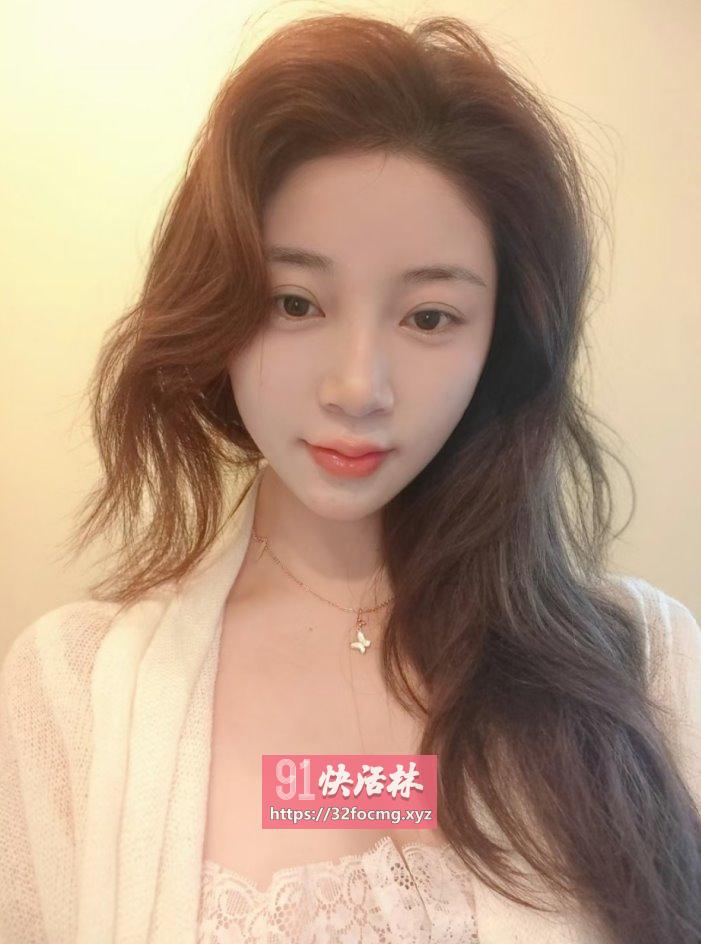 蜜桃白虎妹妹