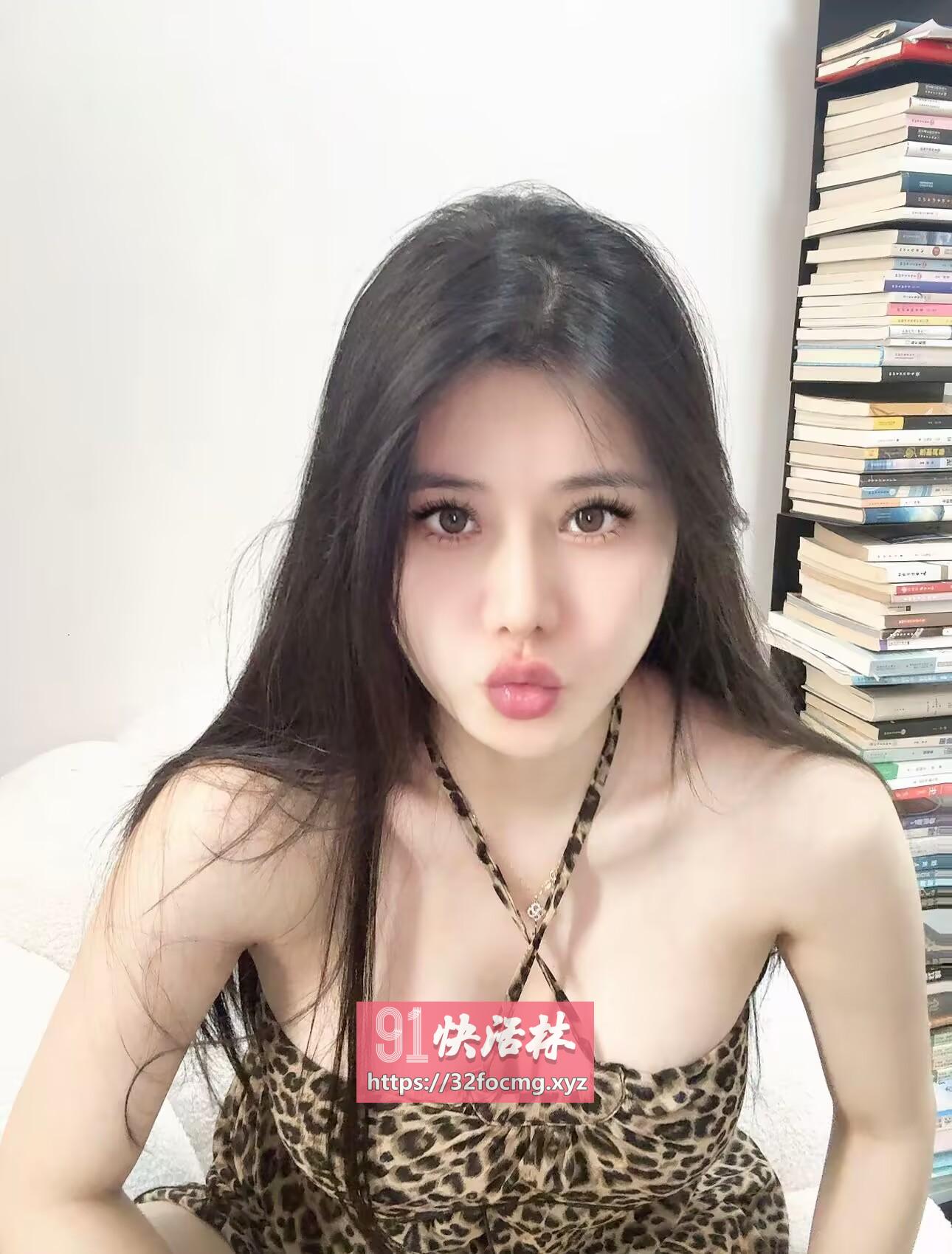 E奶甜甜