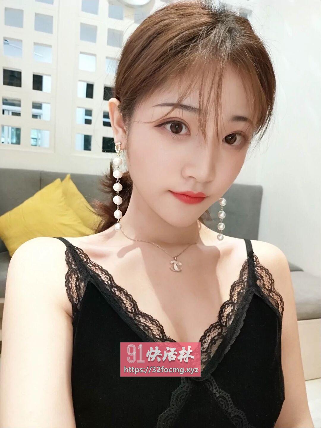 厦门性感丰满妹妹皮肤超润