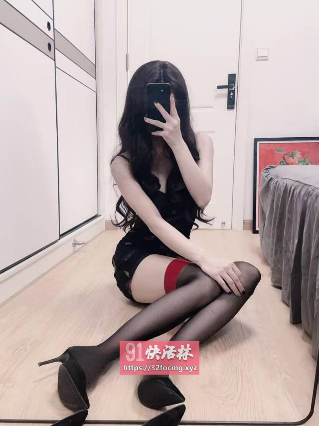 极品骚妹身材粉嫩