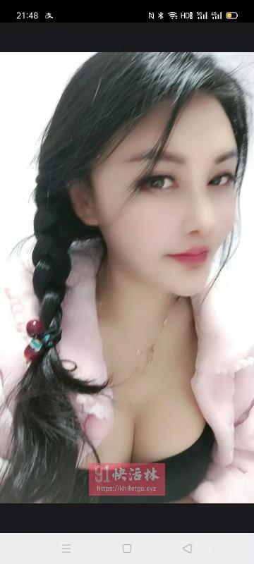 一线天小姐姐