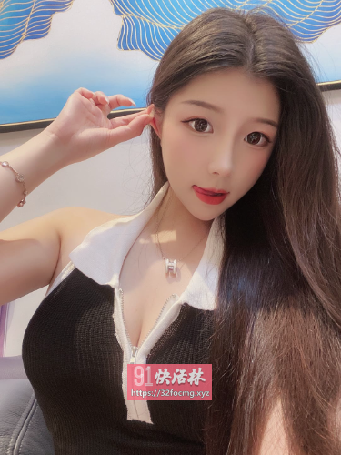 玉体美如画，S型线条大胸大屁股，激情四射