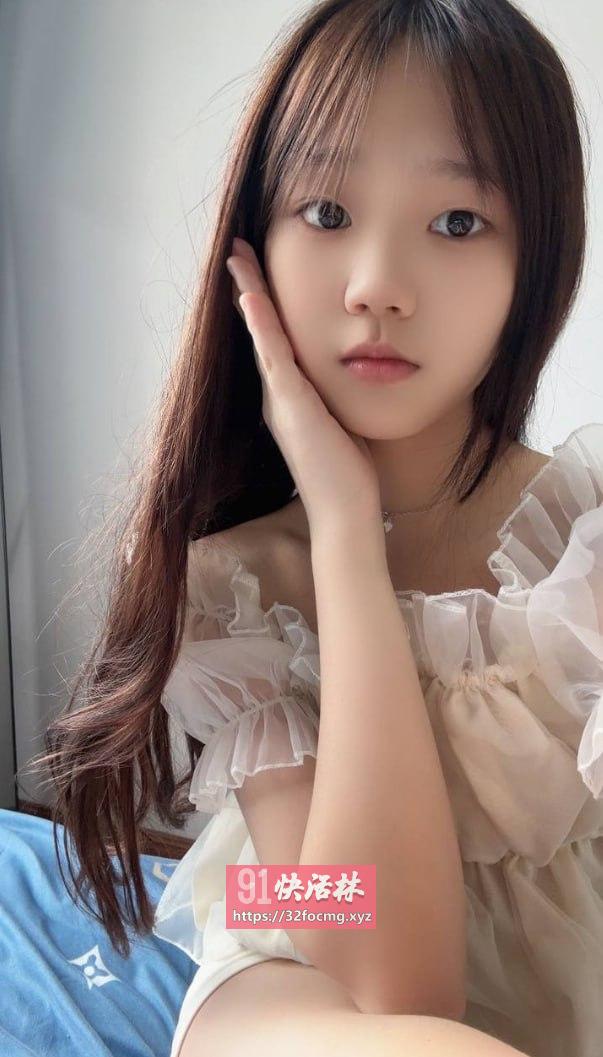粉嫩小萝莉