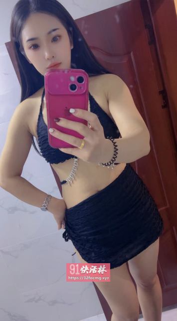 身材很棒的小姐姐
