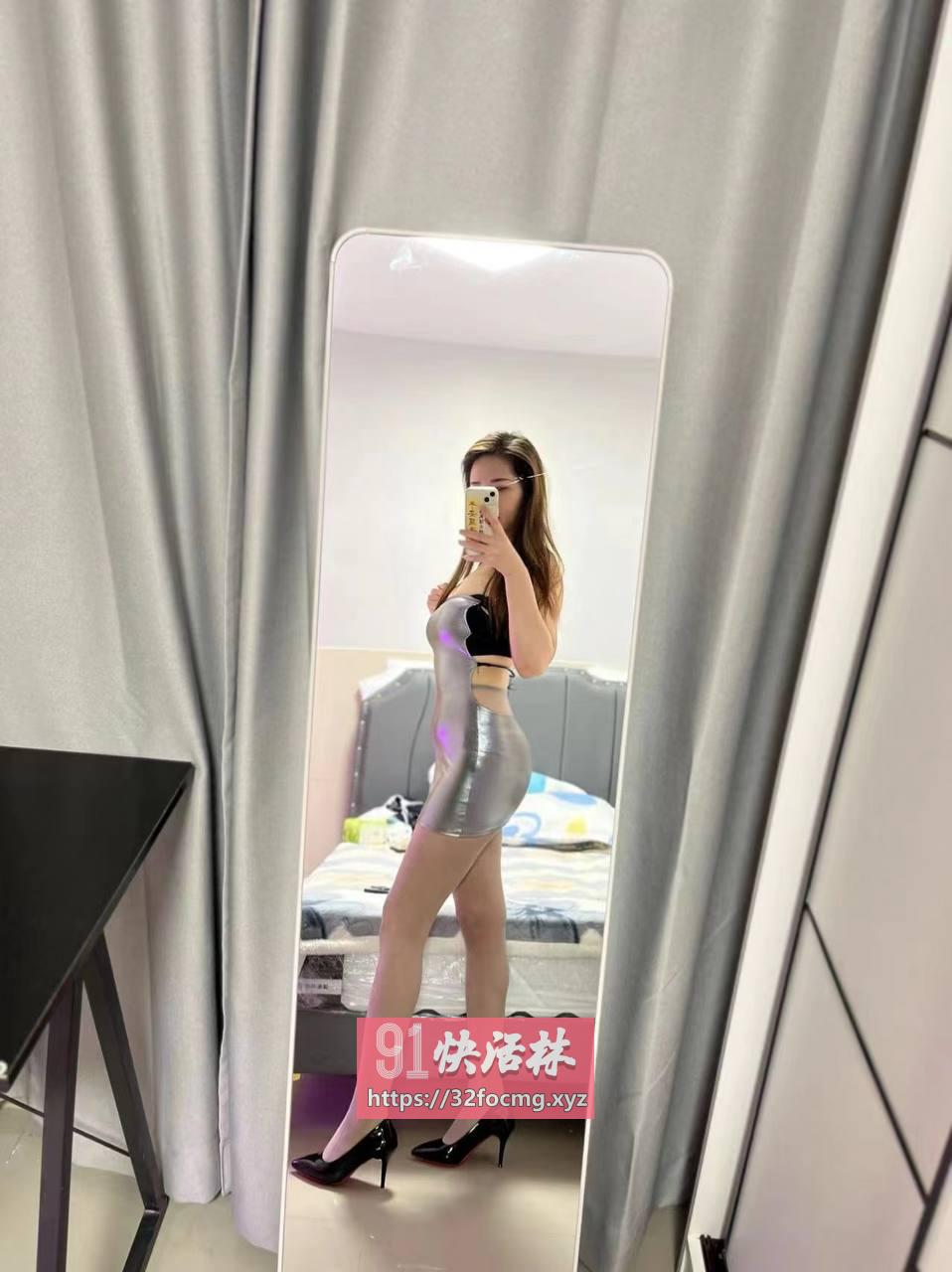 会夹会吸的美女MM