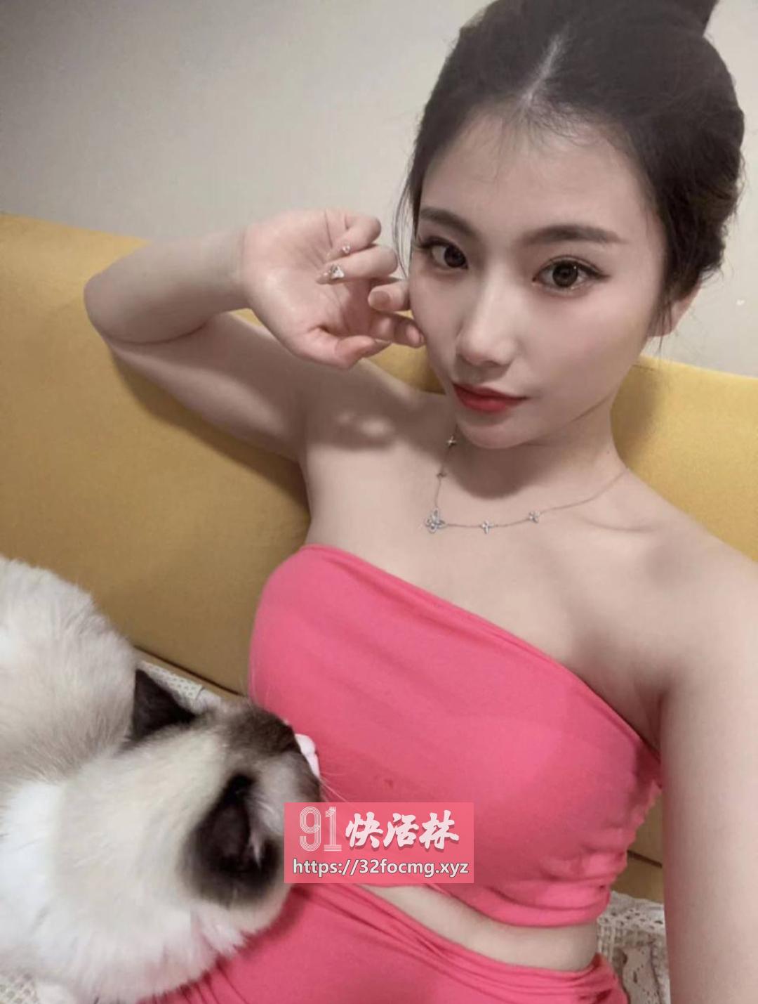 老师颜值在行业里算天花板了