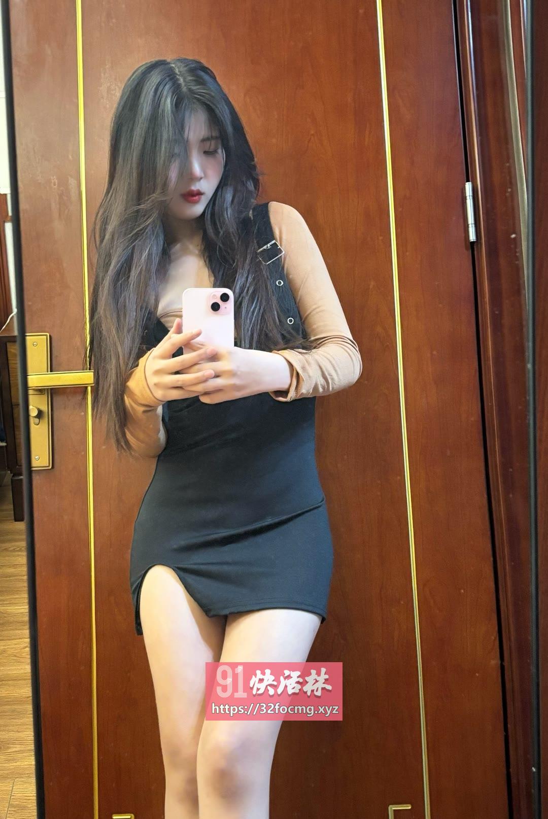 南京白貌美大长腿姐姐