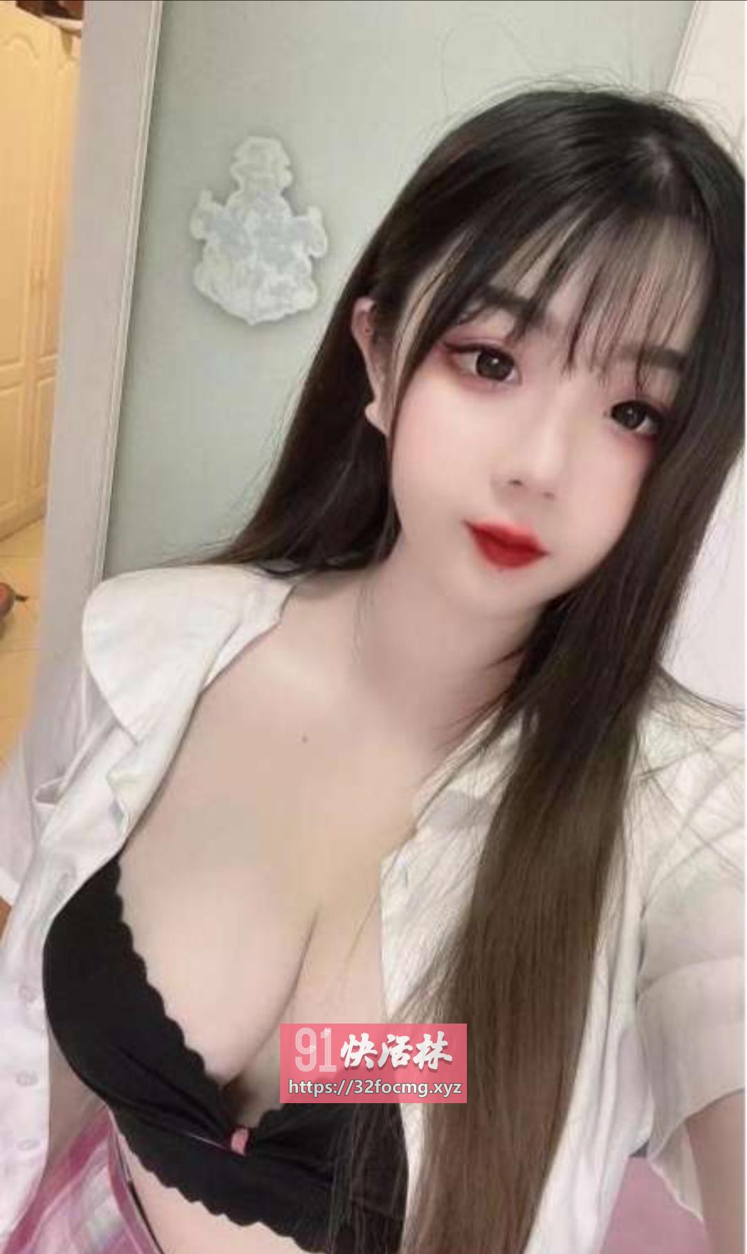 粉嫩逼紧水多雯雯妹