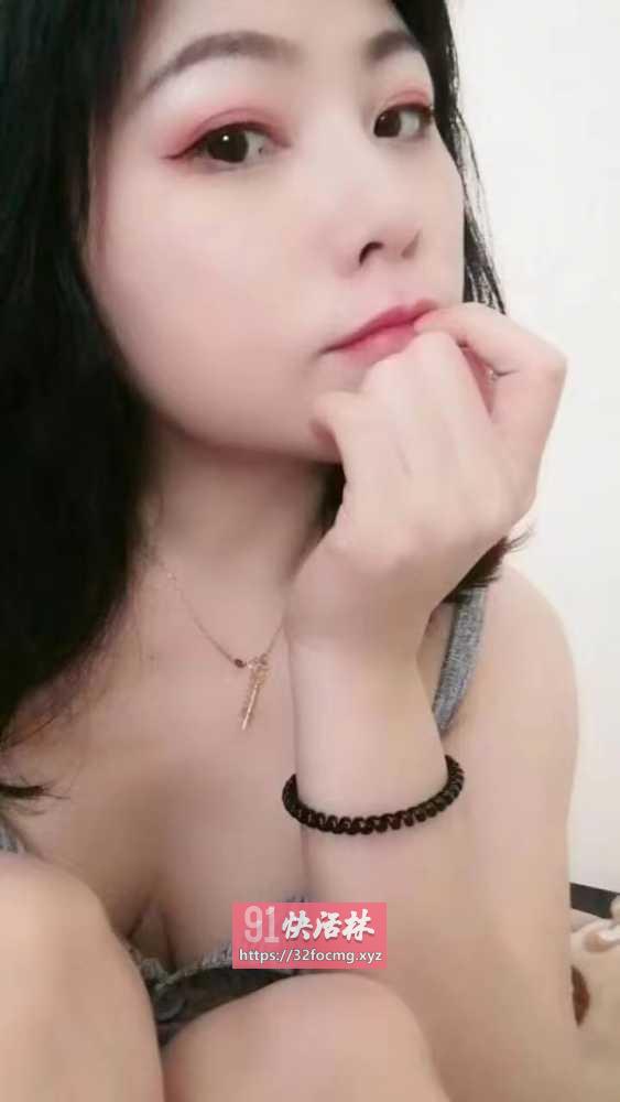 风骚小妹操的很爽