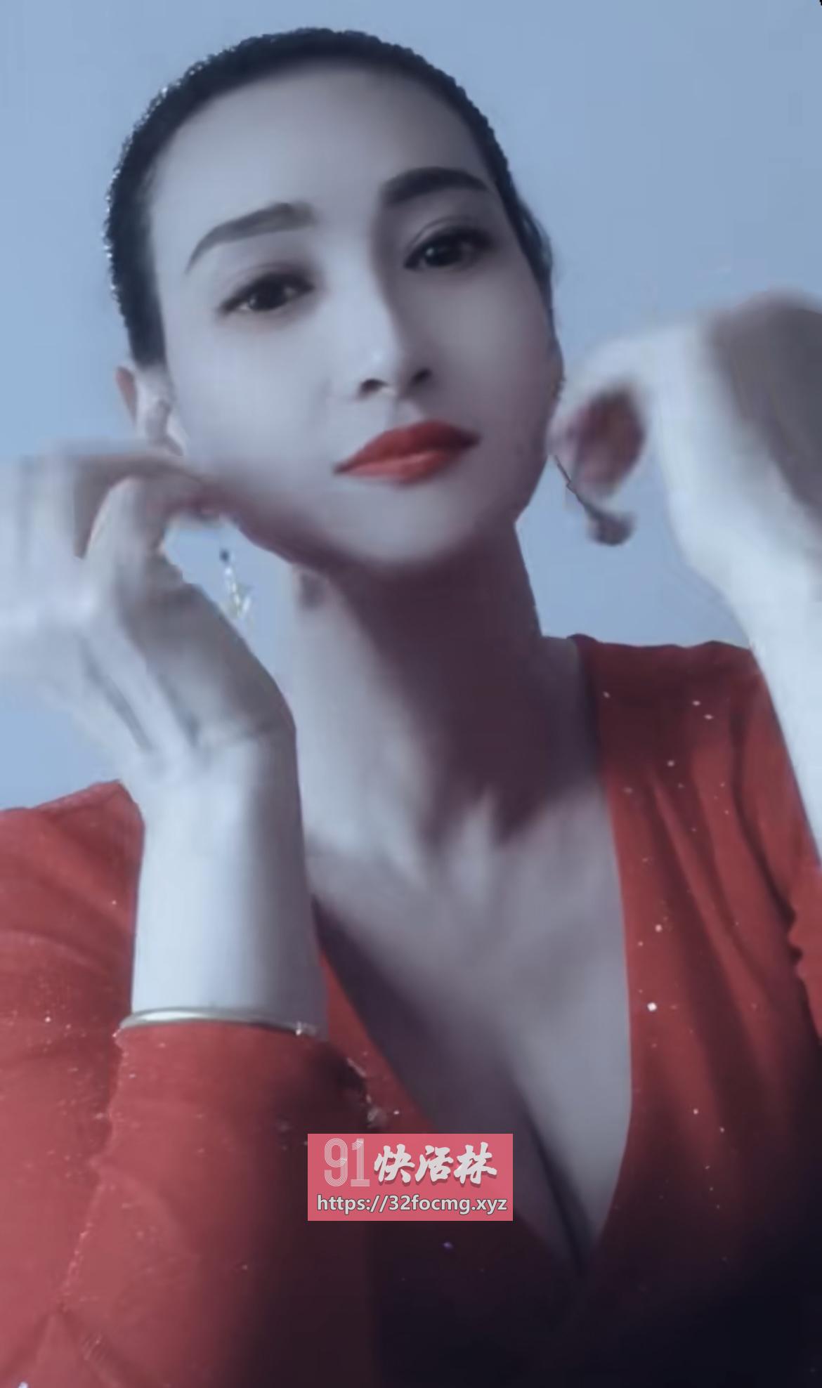 无锡足浴单飞小姐姐D奶