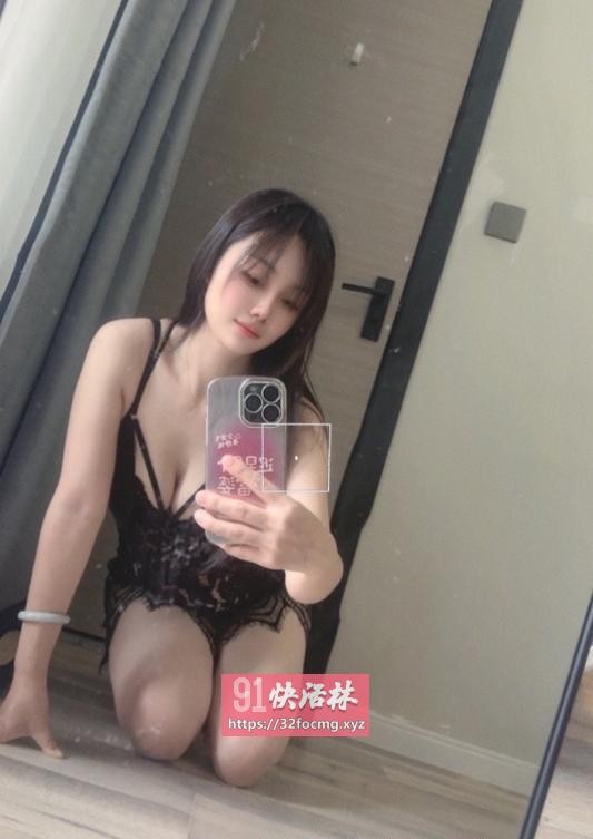 丰满御姐黑丝诱惑