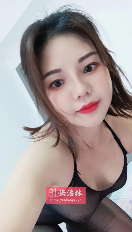 河东玩的一个大奶水妹