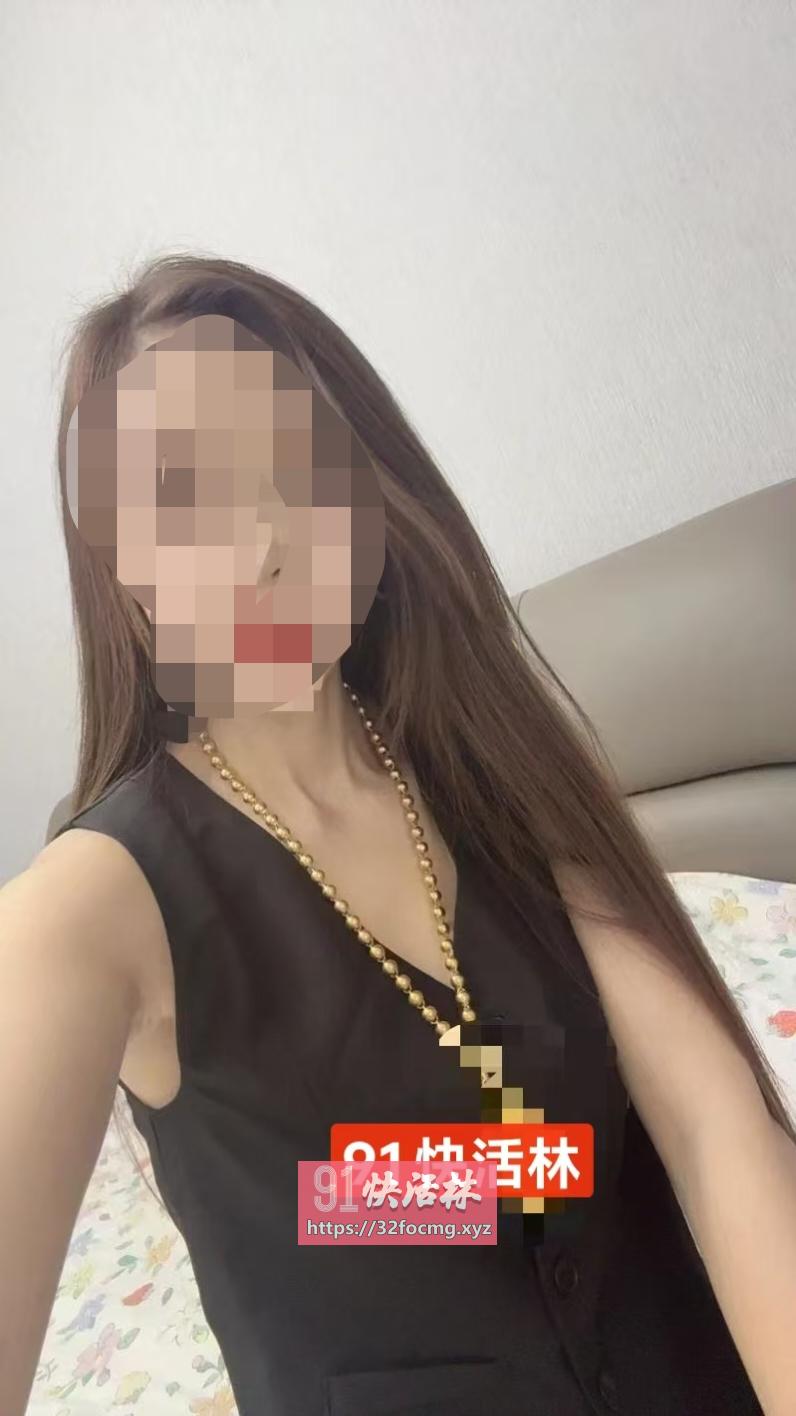 翘臀小骚逼