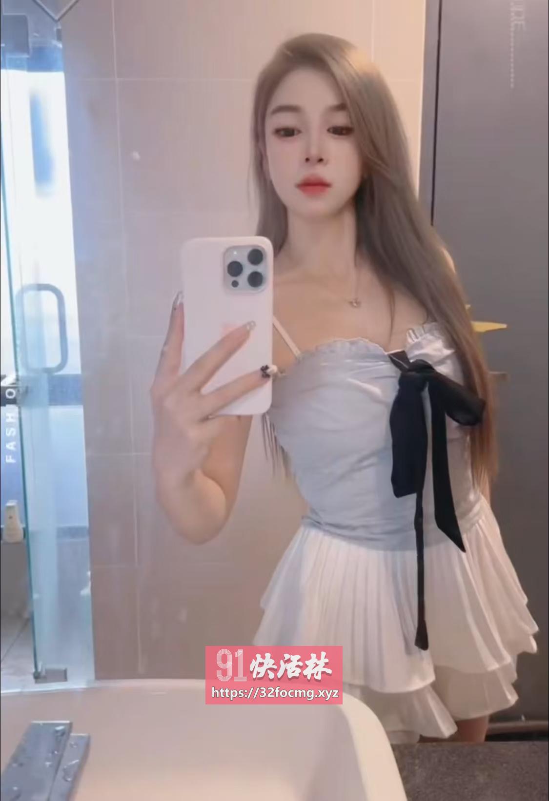 佛山兼职骚气大奶美女