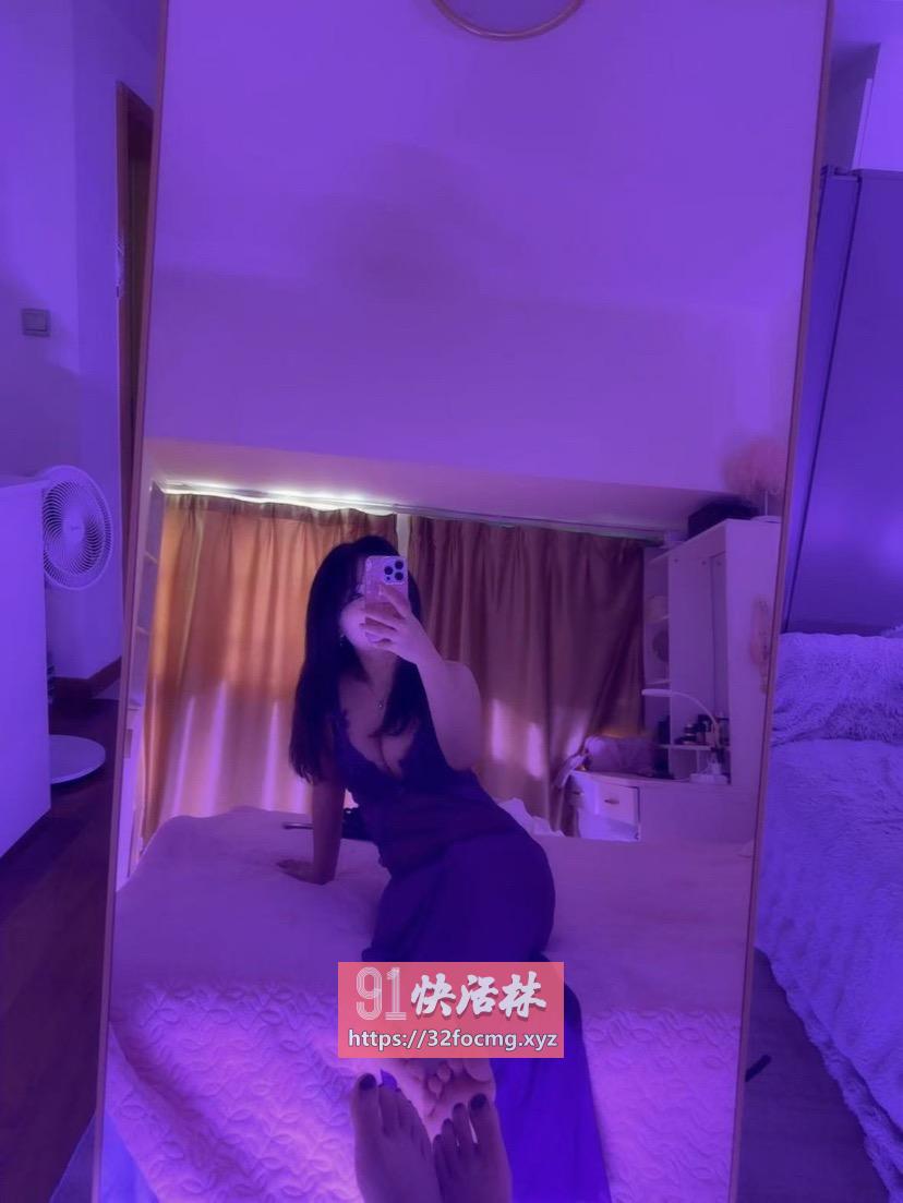 肥臀骚妹小雪