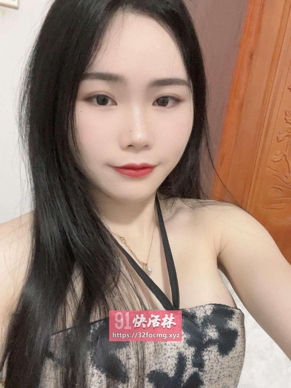 小店毒龙嫩妹甜甜