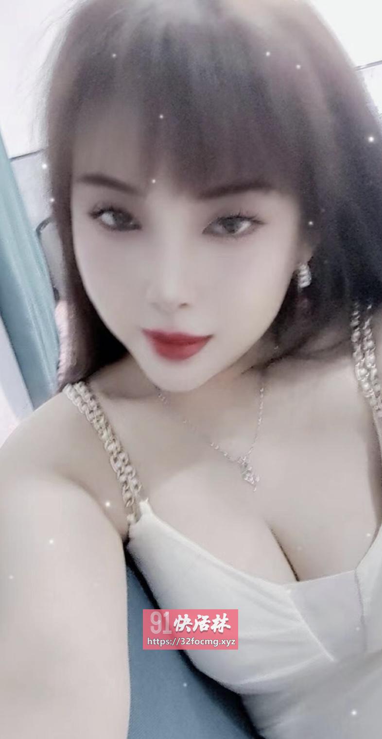 高颜值小妹让我欲罢不能