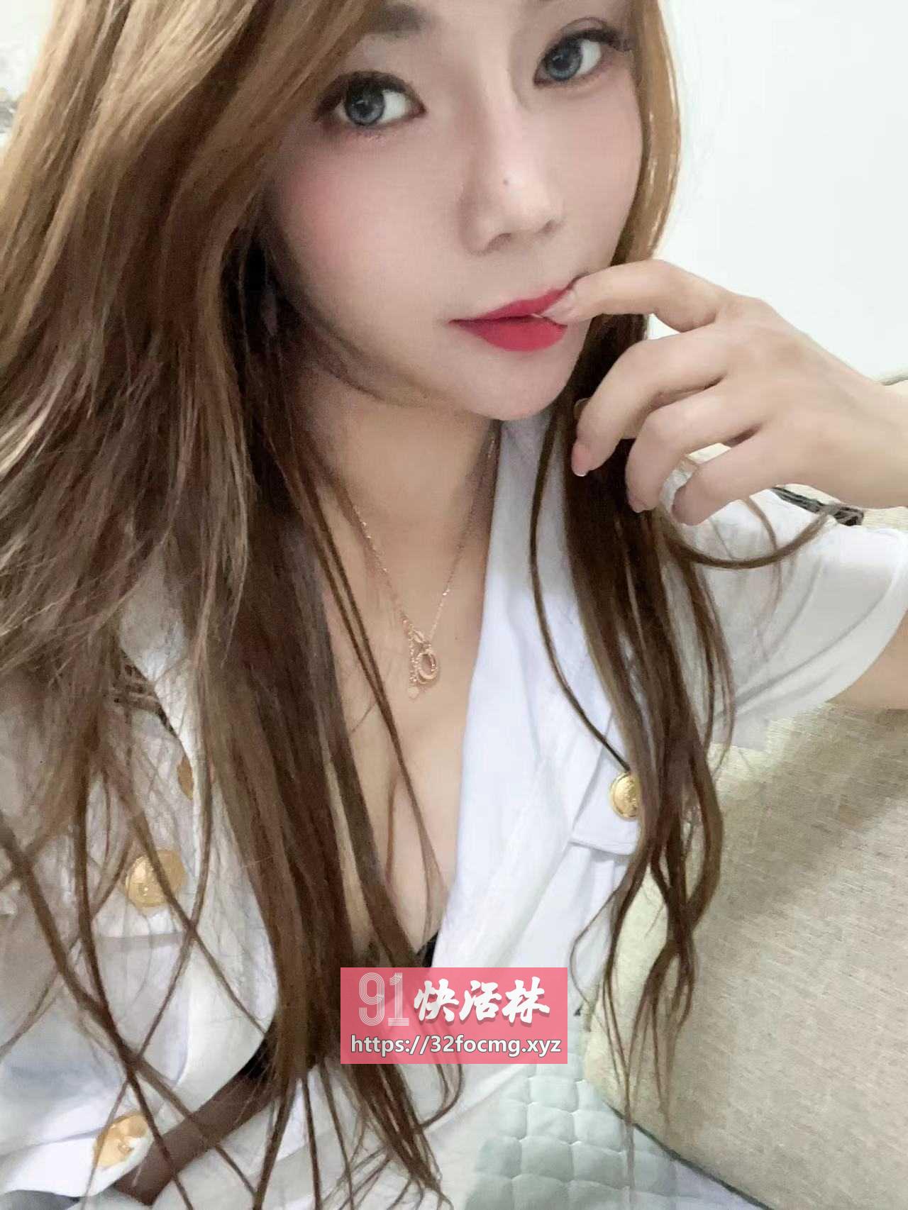女人味十足喷水娃