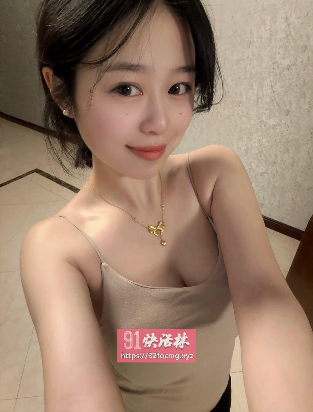 西青纯欲小骚货
