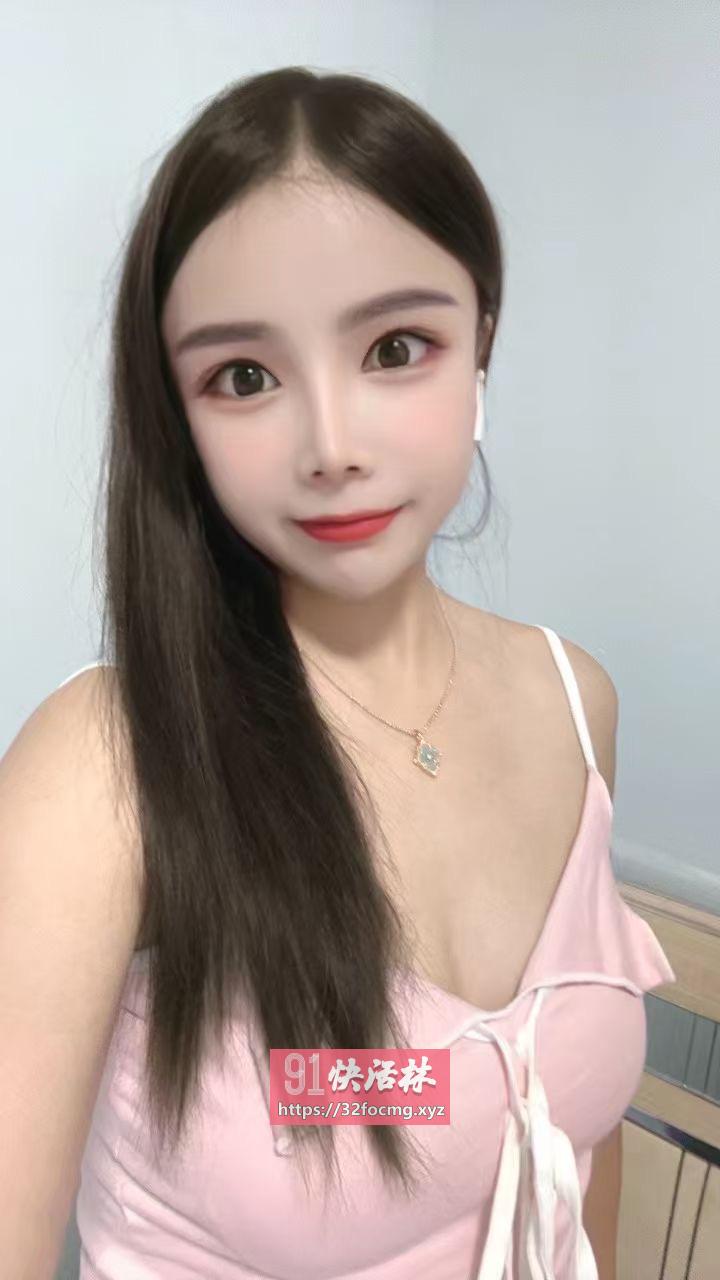 南山性感少妇小小