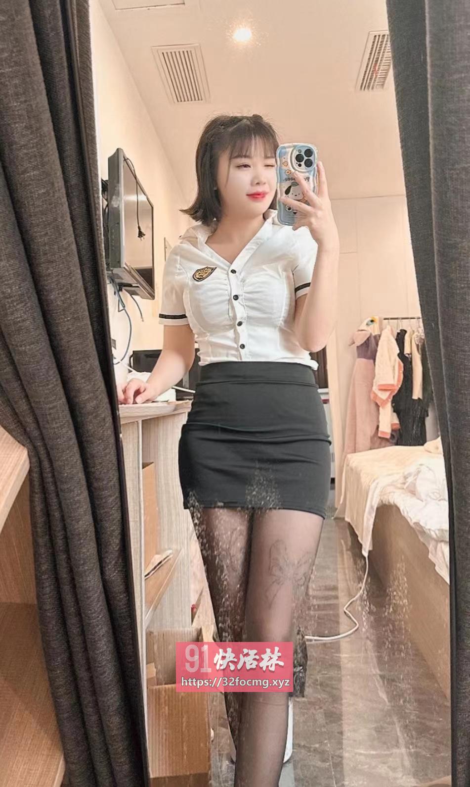  性感诱惑多汁小骚妹妍妍