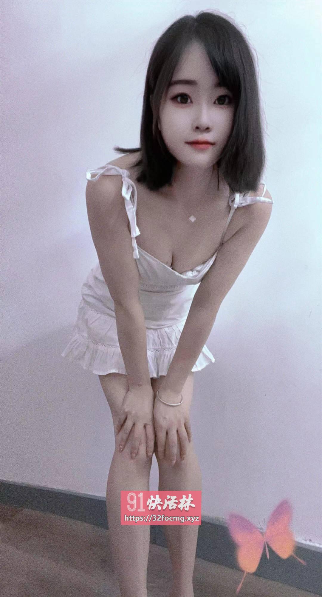 南湖娇小嫩妹