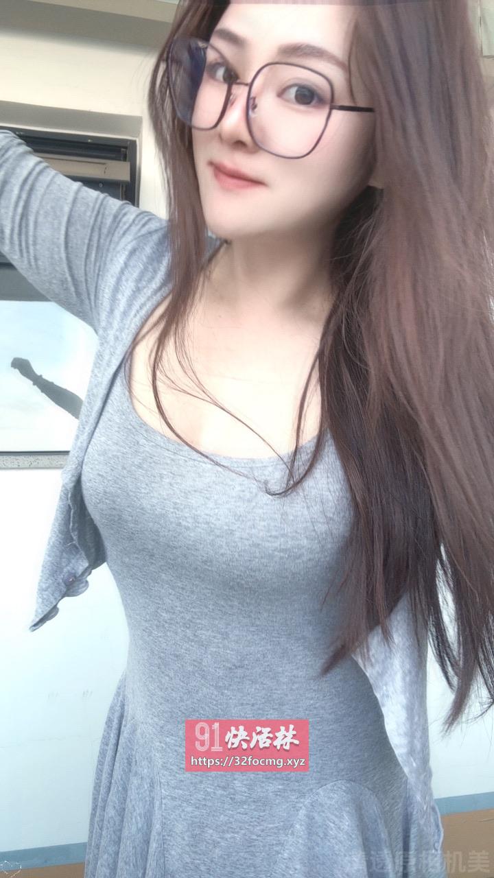 走颜值有奶子水嫩床上尤物