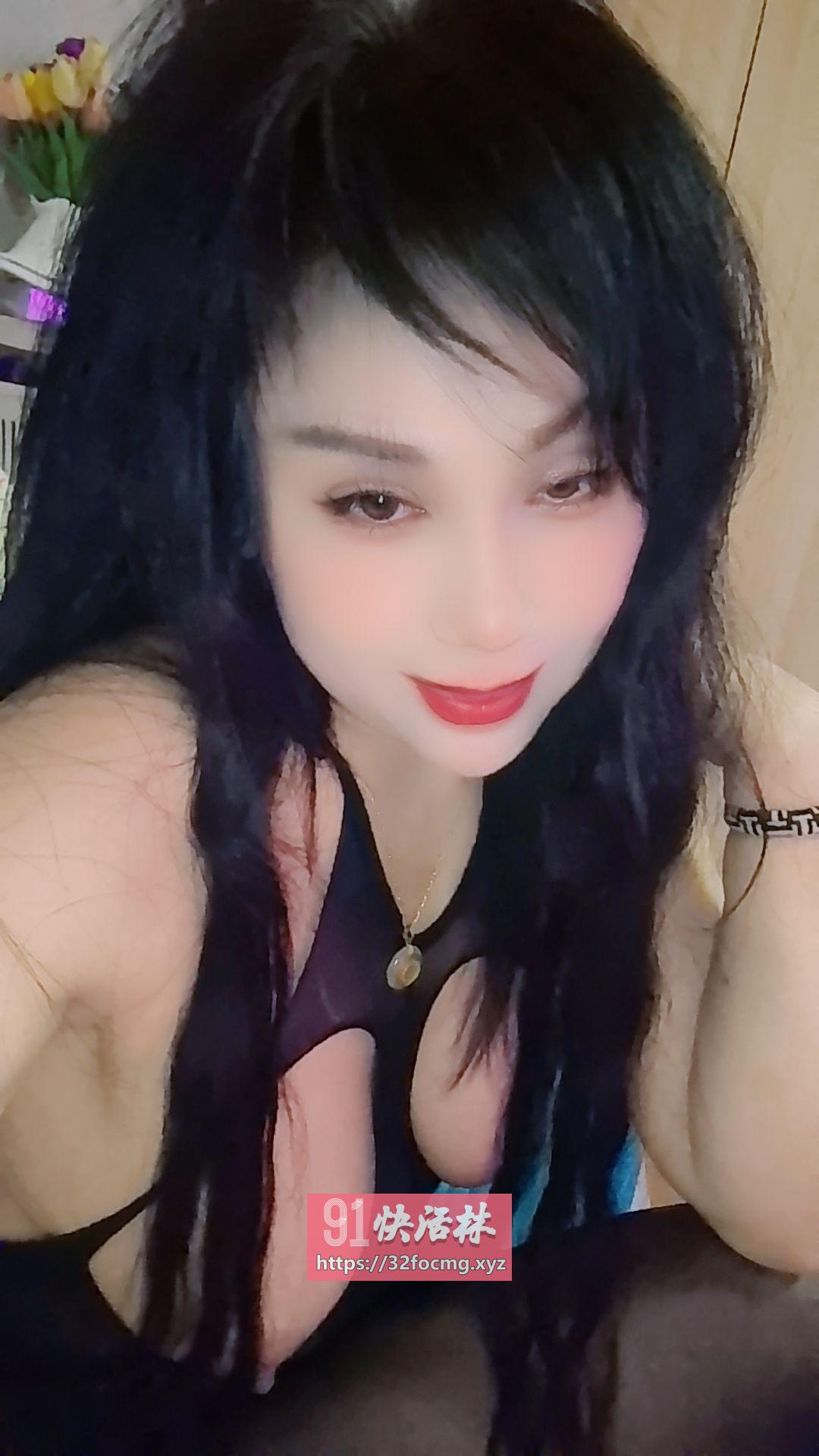 拉丝熟女