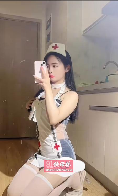 身材好穴紧水多的少女
