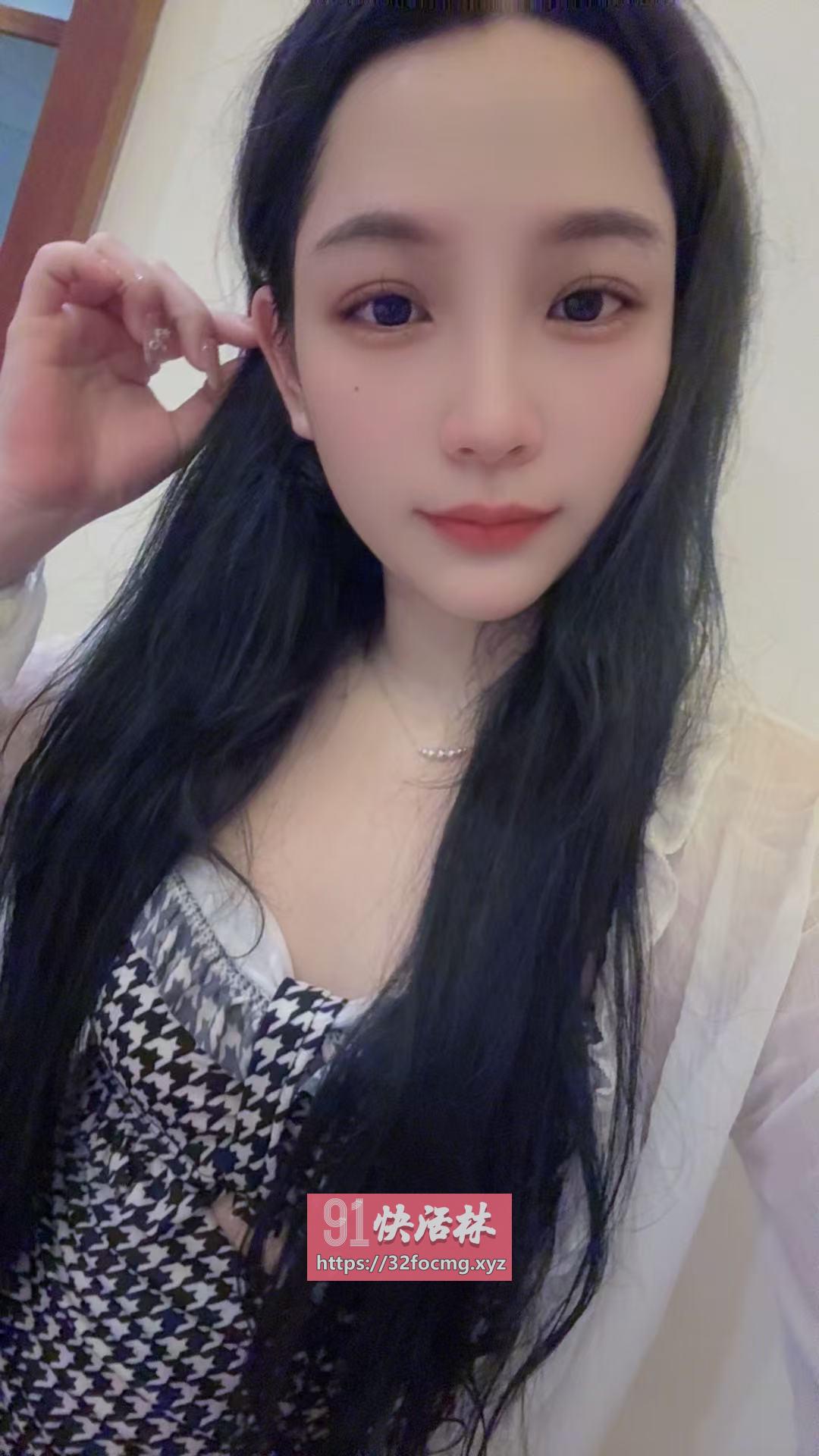 及具风韵的妹子 服务巨棒