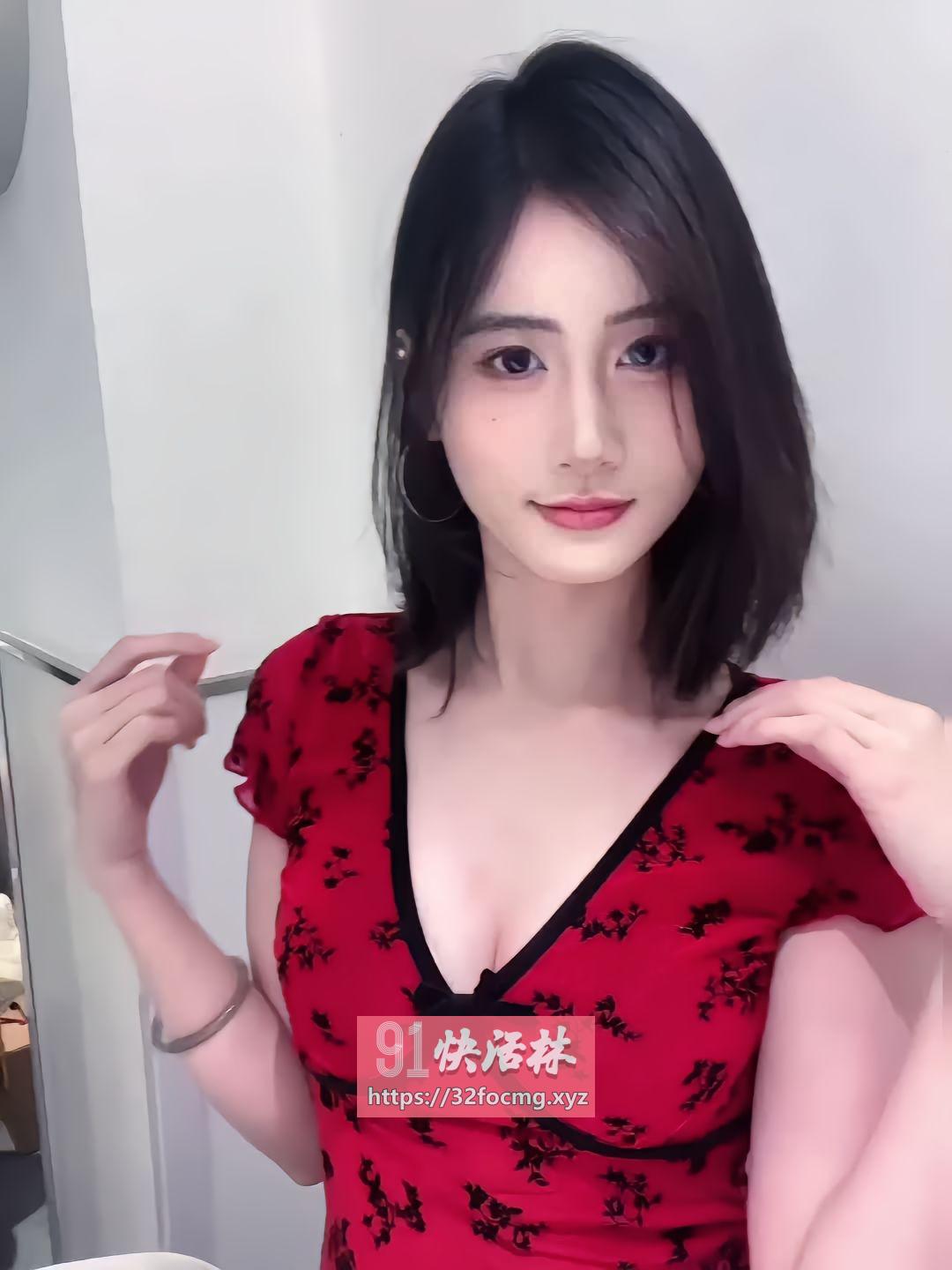 性感黑丝美腿诱惑妹