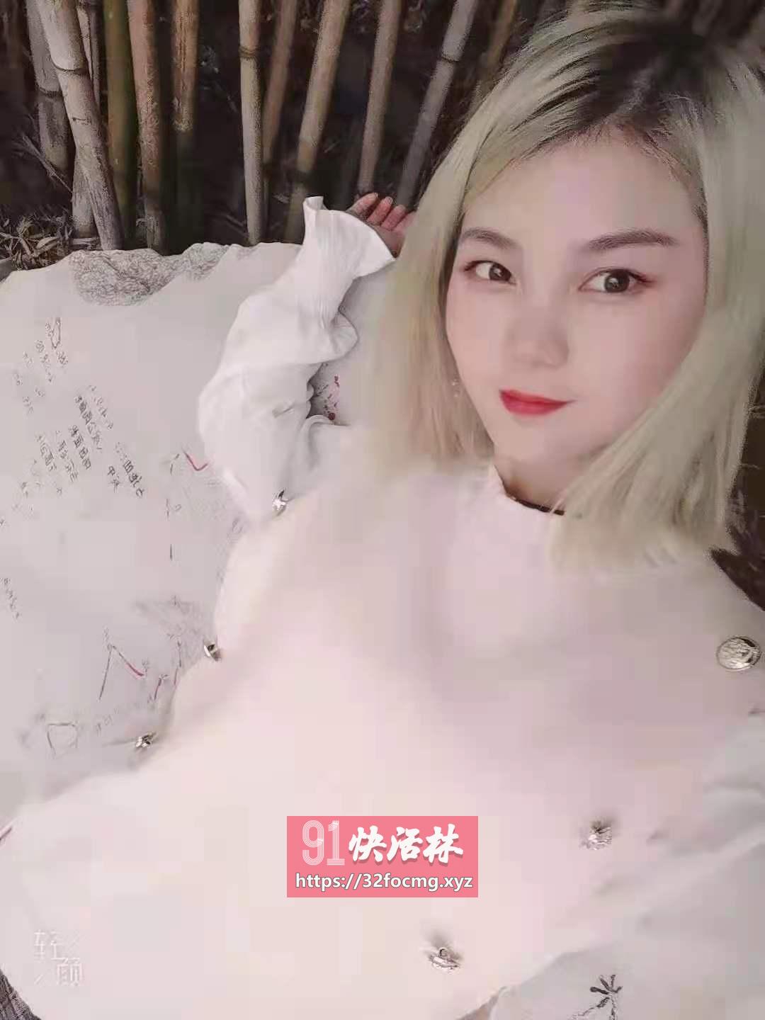 00后小姑娘