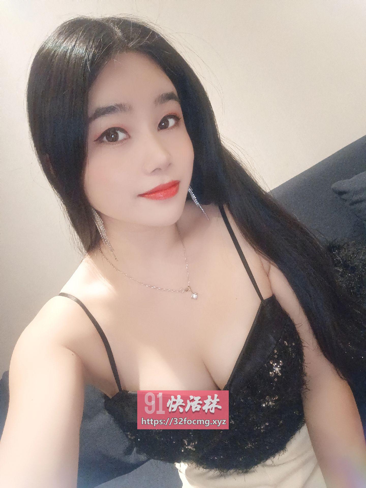 风骚御姐娇躯灵动诱人