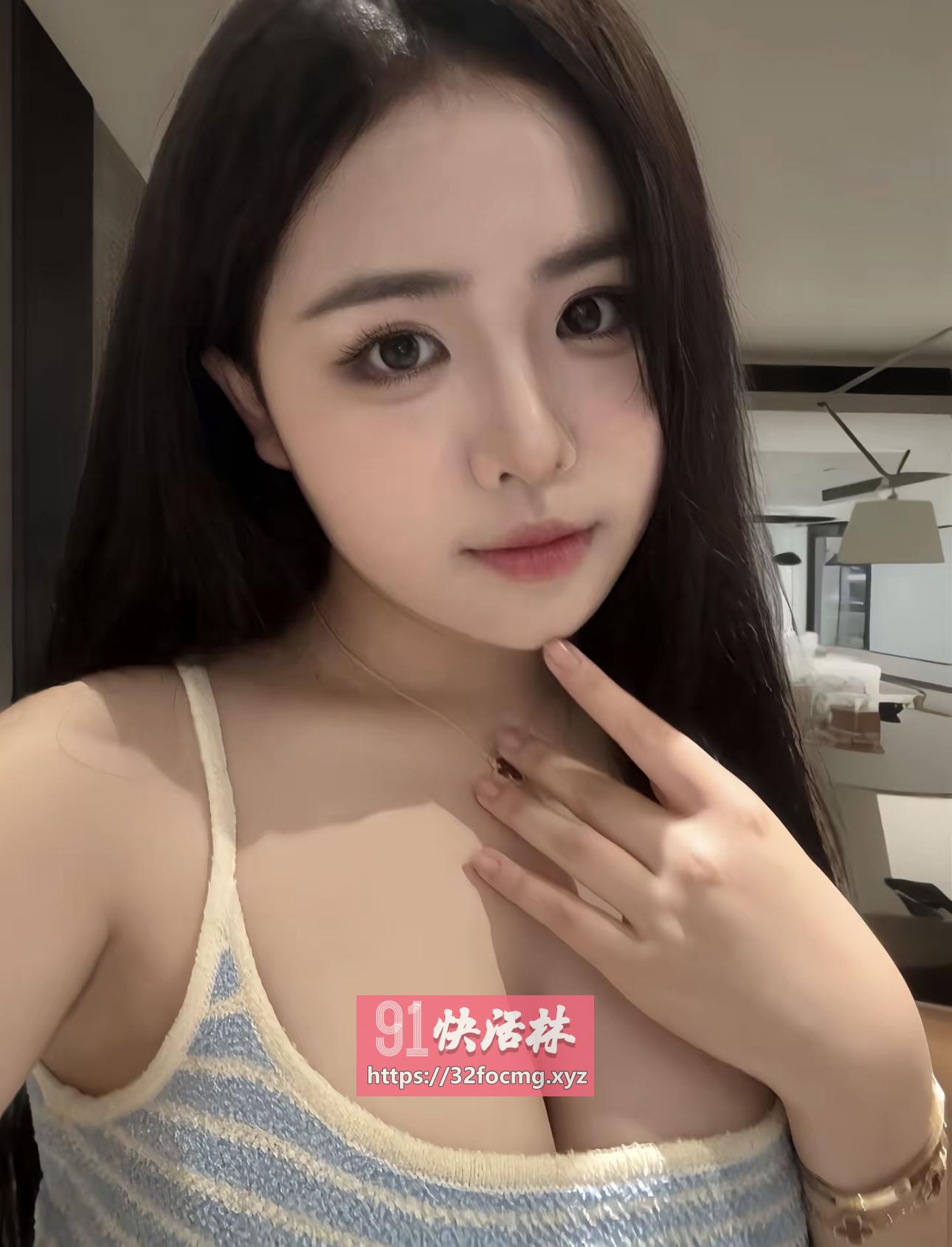 微胖可爱小妞
