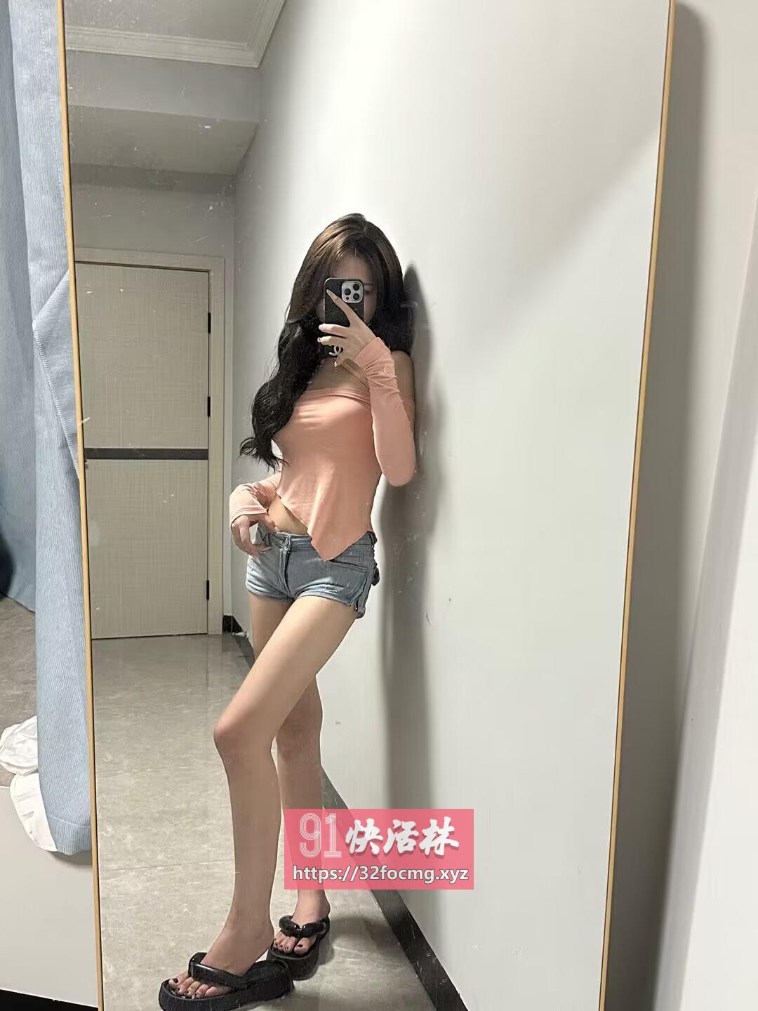 南湖纯欲多汁嫩妹