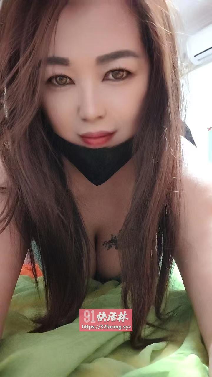 虹口风骚丰满大胸女