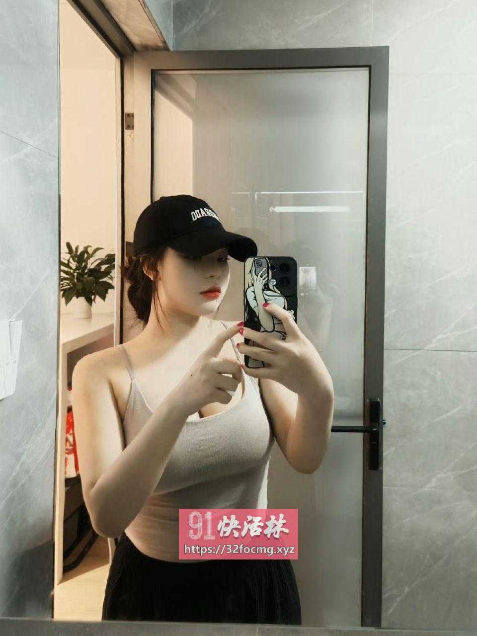 杭州大奶美女服务不错