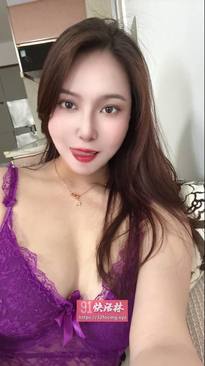 丰满骚妇玩得开