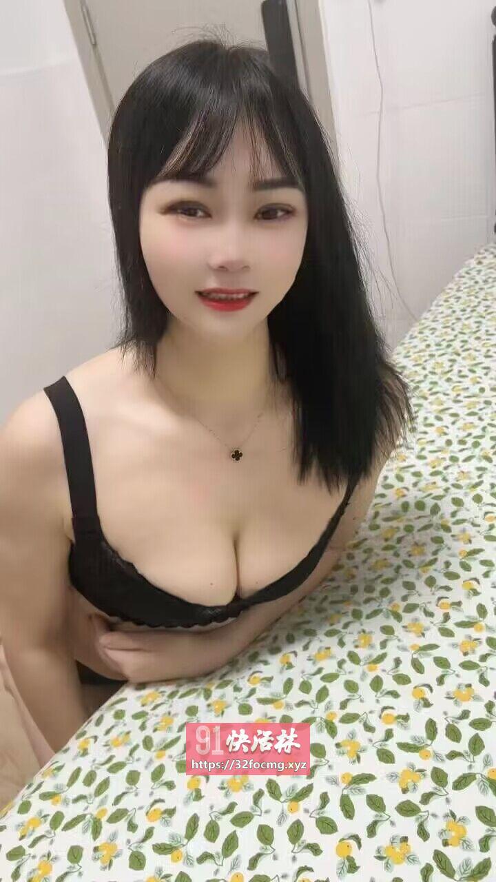 服务型韵味少妇