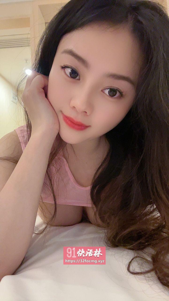 体验纯肉欲型少妇