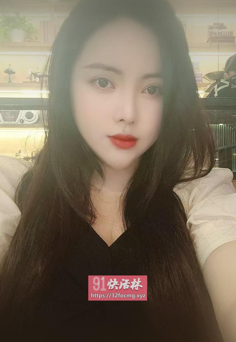 中项d奶少妇