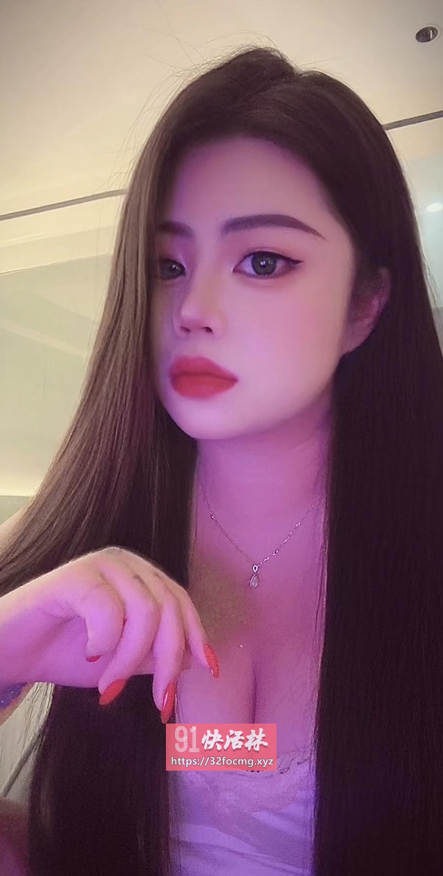 温柔范性感小妞