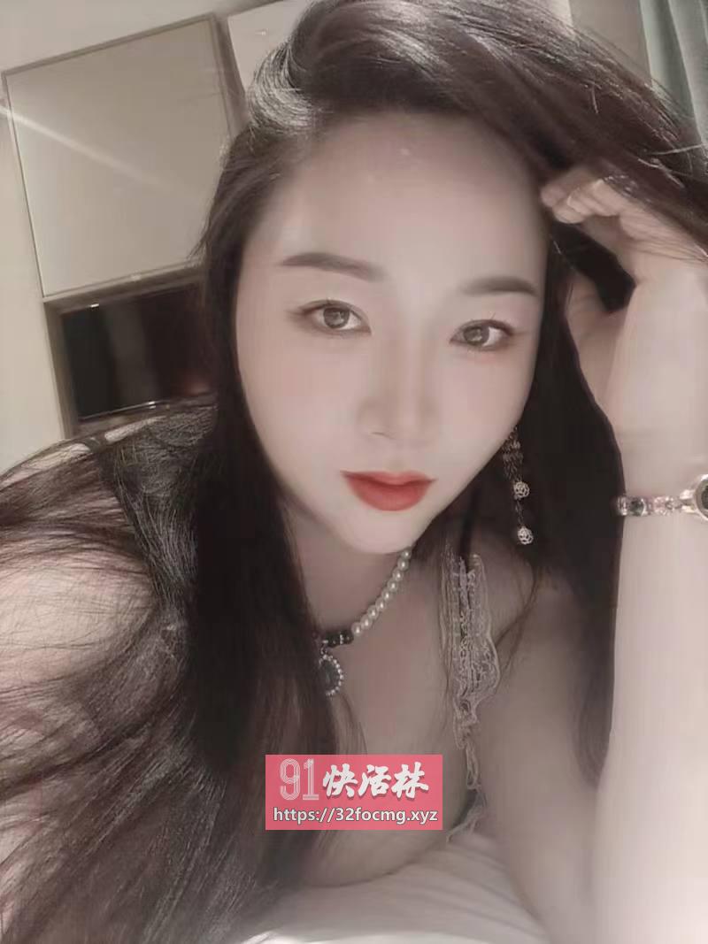 武侯妩媚女人媚儿