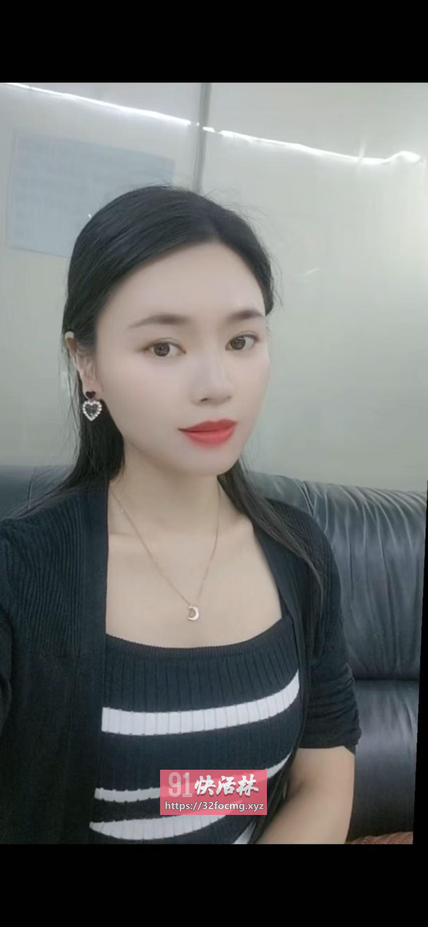 性感白嫩粉穴少妇