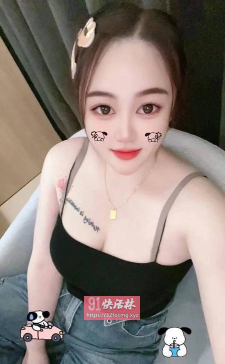 丰满性感大奶少妇