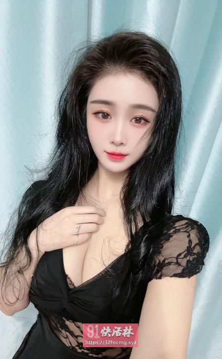 女友感十足嫩妹