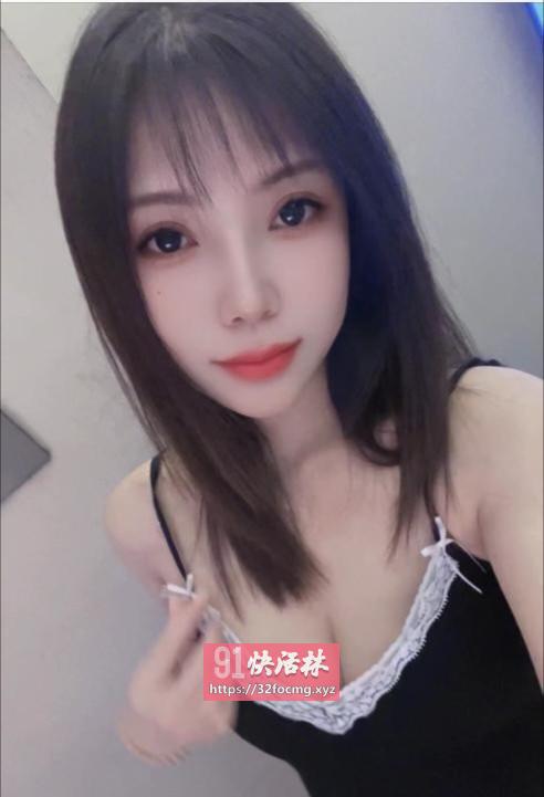 非常骚的大奶妹子 叫床非常好听