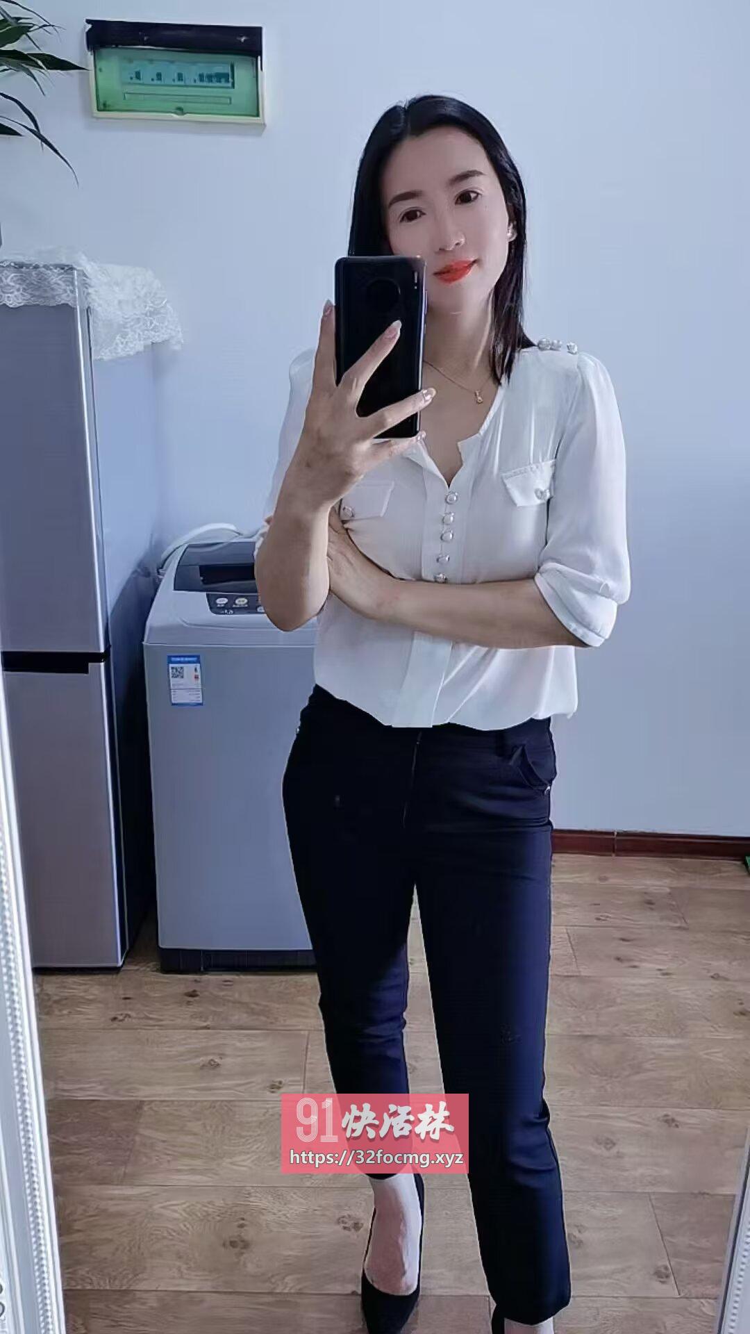 经开美腿御姐